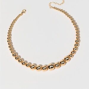 NWT Francesca’s Alice Beaded Choker Gold